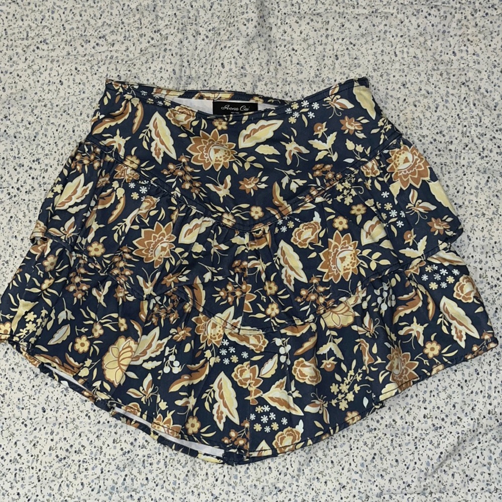 Francesca’s skirt!